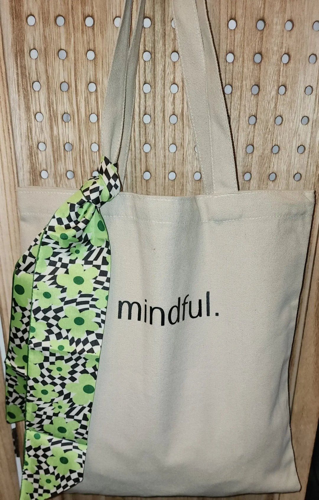 Minimalist Word Art Tote - Serene Crafts Hub