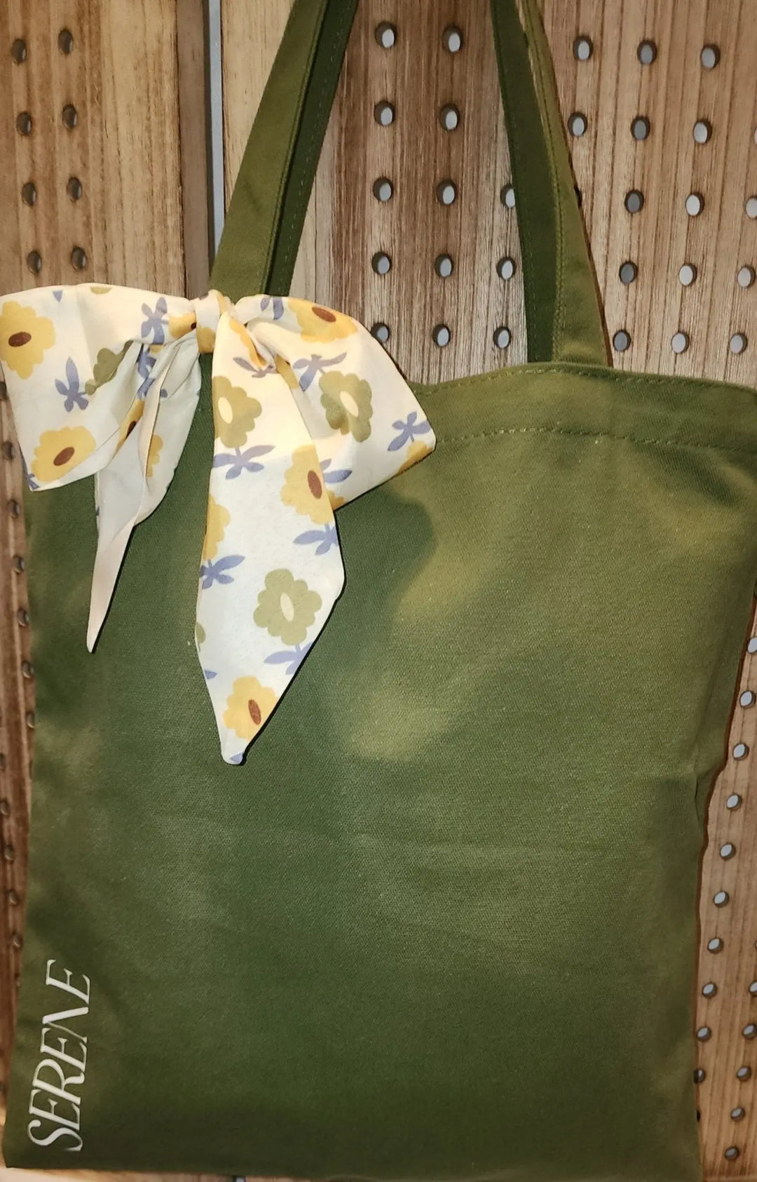 Minimalist Word Art Tote - Serene Crafts Hub