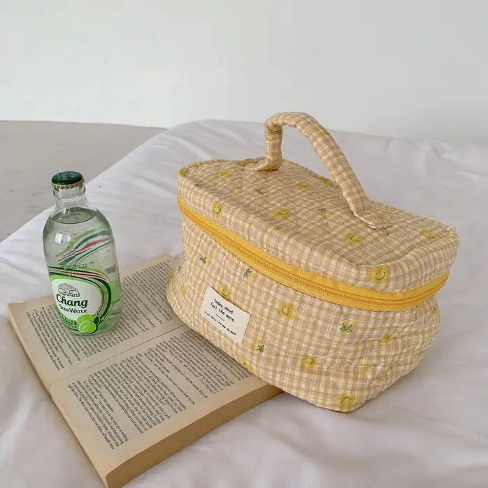 Nostalgic Vanity Tote - Serene Crafts Hub