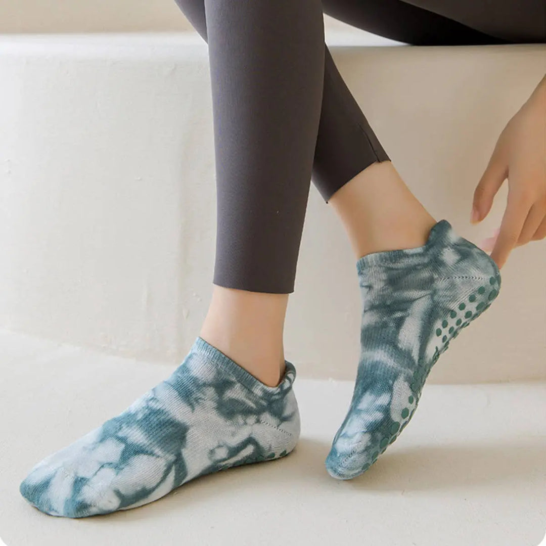Stay Grounded: Low - Cut Non - Slip Yoga/Pilates Socks - Tie Dye - Serene Crafts Hub