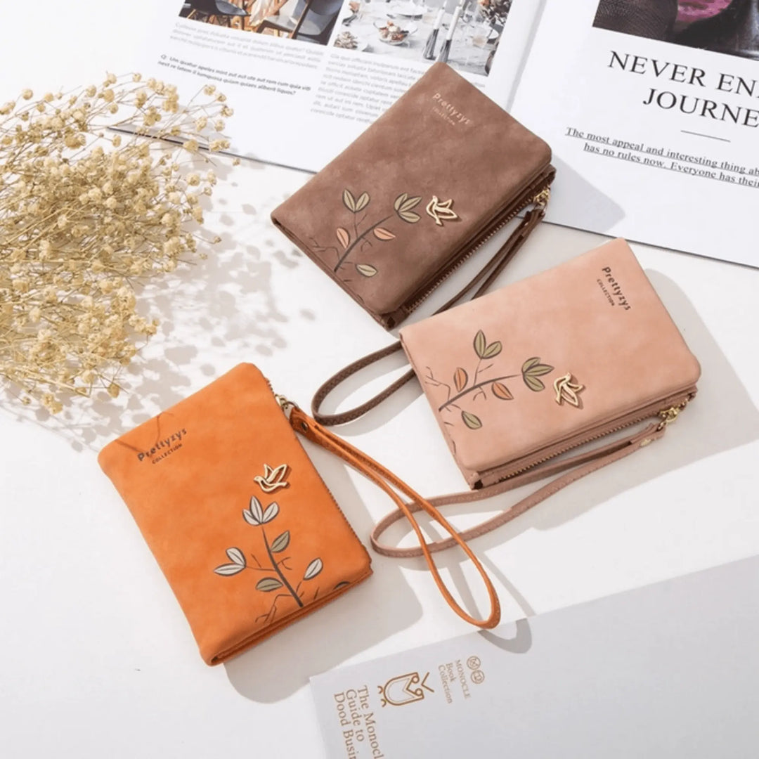 Vintage Floral Small Wallet - Serene Crafts Hub