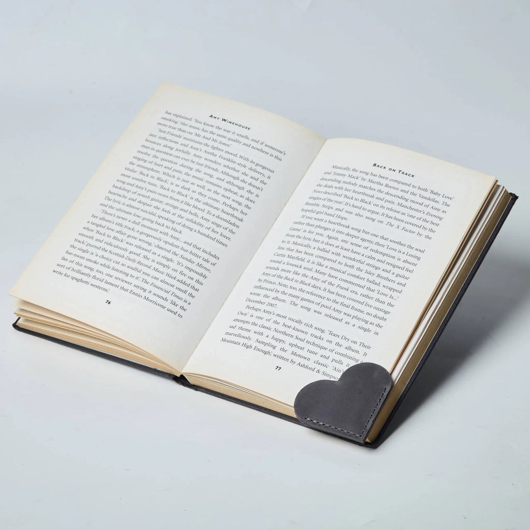 Leather Heart Bookmarks, Cute Bookmarks, Corner Bookmarks - Serene Crafts Hub